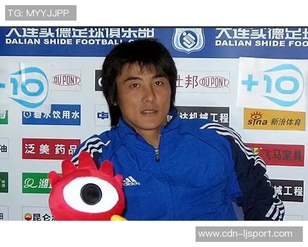 李明足球网全面解析足球战术与技巧助你提升球技和比赛表现