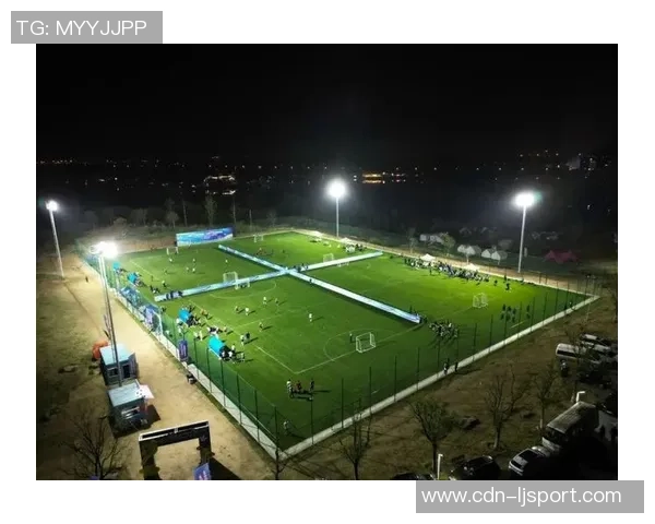 足球场施工公司助力打造高标准足球场地提升运动体验与场地质量 足球场施工公司助力打造高标准足球场地提升运动体验与场地质量