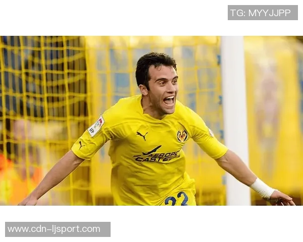 银河足球队西罗的传奇之路与辉煌成就回顾